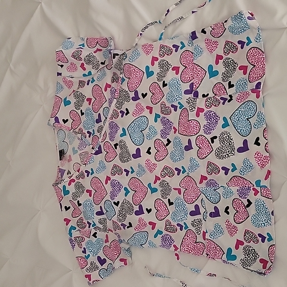 365 work and wear, women's scrub top. Size L. - Picture 1 of 5